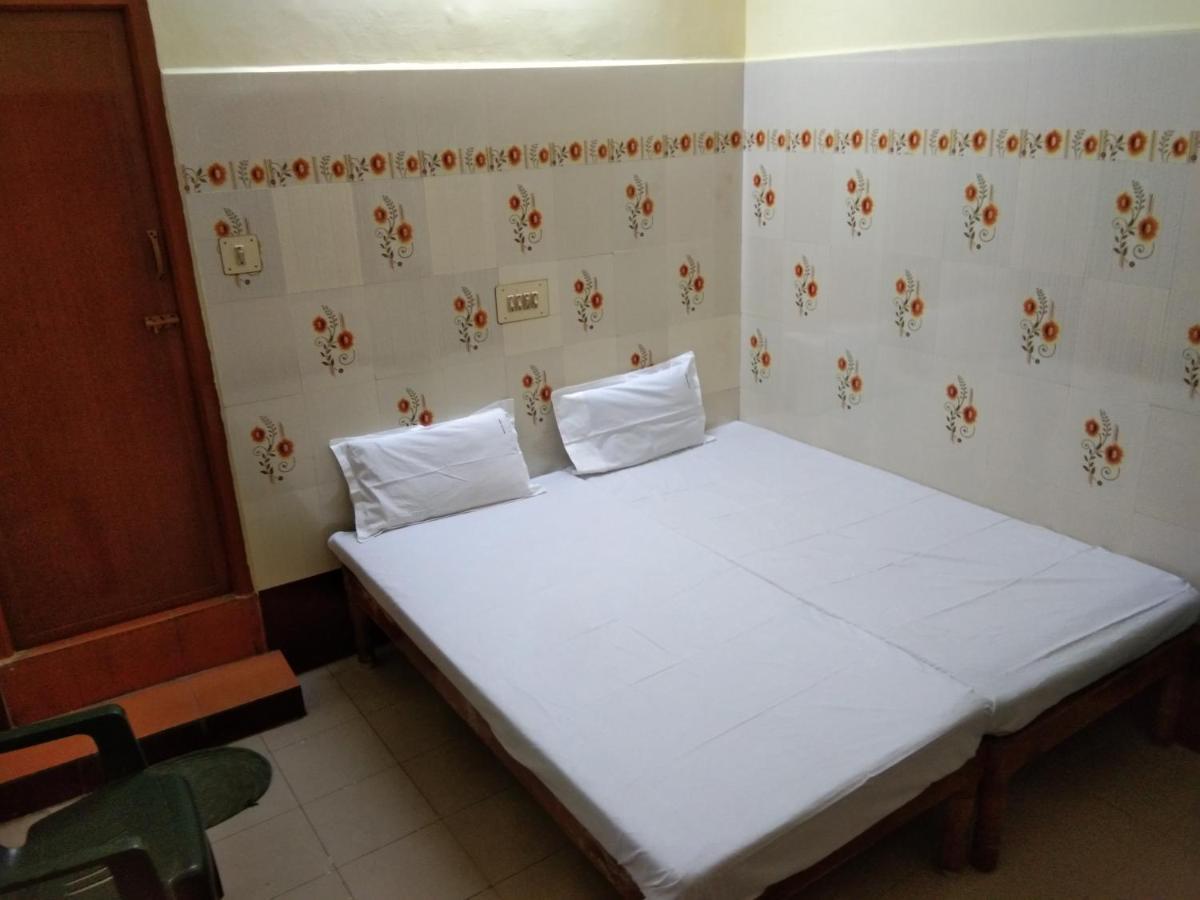 Hotel Sriram Lodge Tirupati Exteriér fotografie