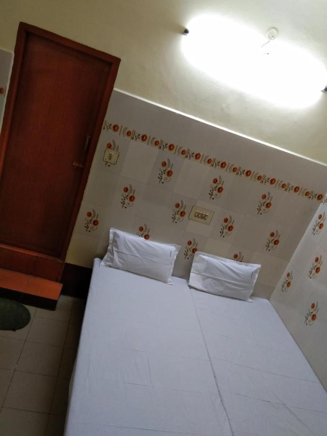 Hotel Sriram Lodge Tirupati Exteriér fotografie